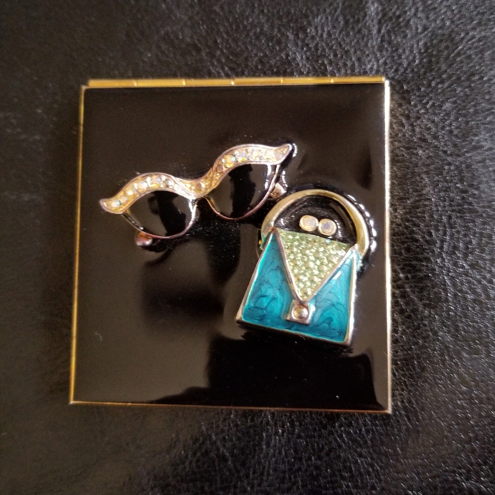 Vintage compact mirror